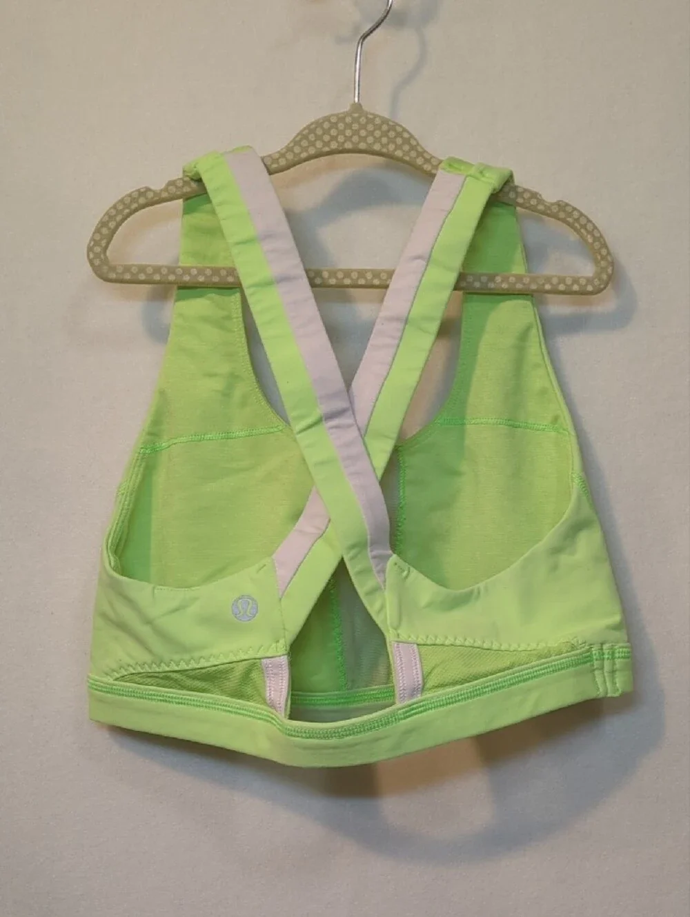 lululemon athletica Neon Lime Workout Bra size 6